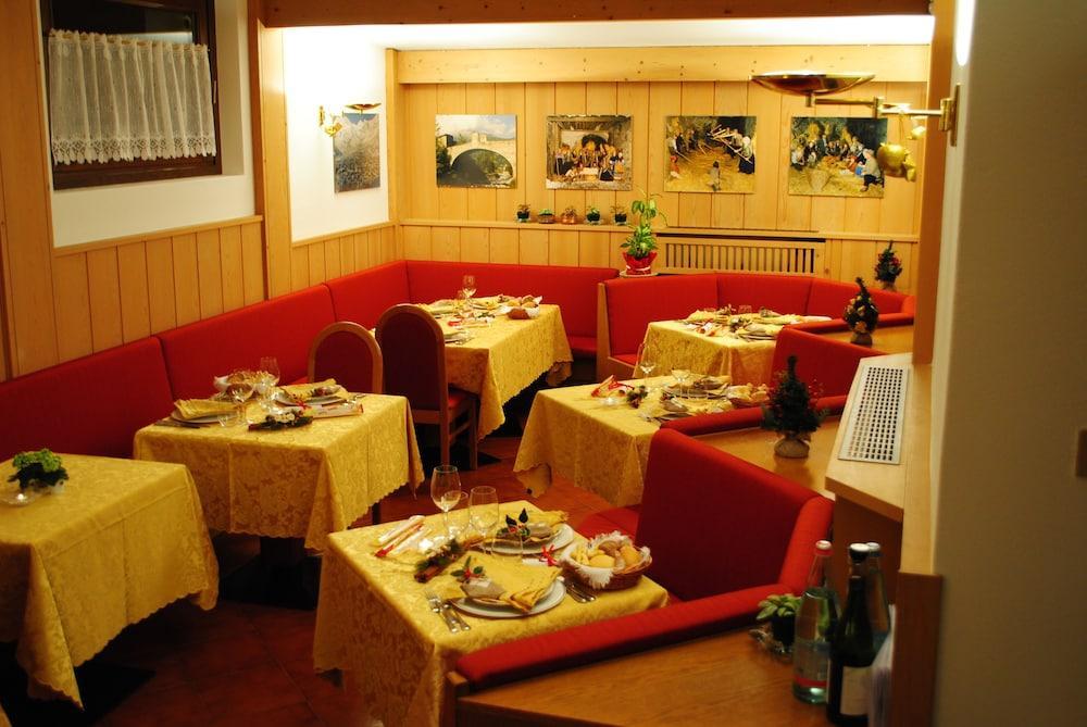 Hotel Terme Bormio Kültér fotó